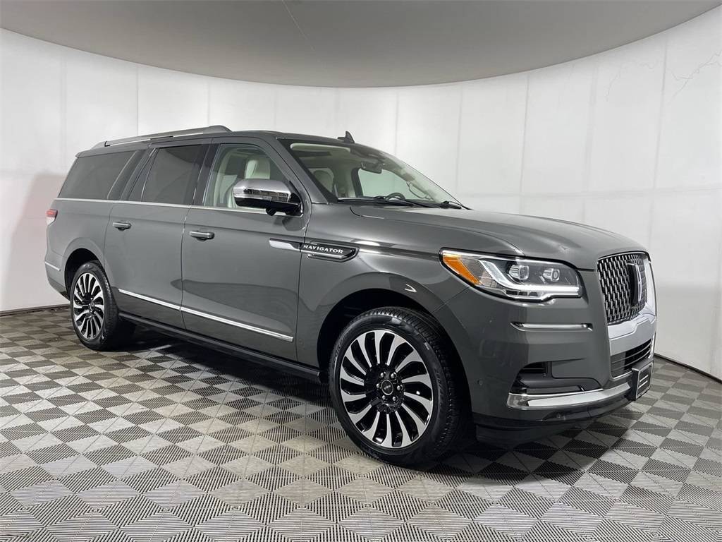 2022 Lincoln Navigator Black Label — SUV — 64,234 mi — Bloomington, MN