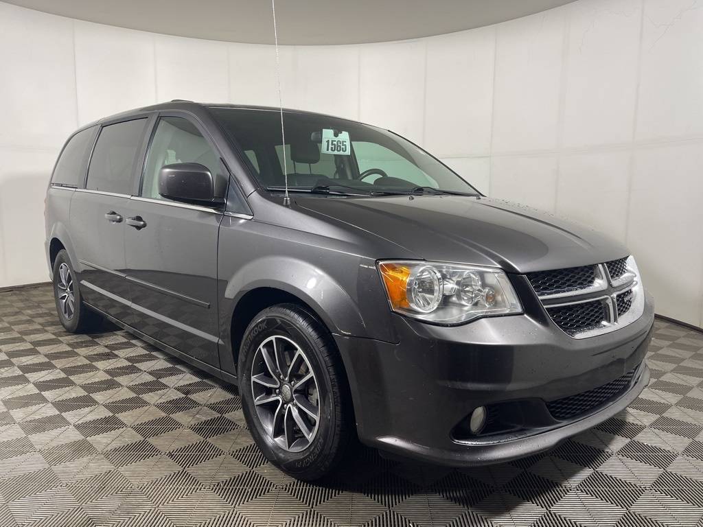 2017 Dodge Grand Caravan SXT — Minivan — 141,855 mi — Bloomington, MN
