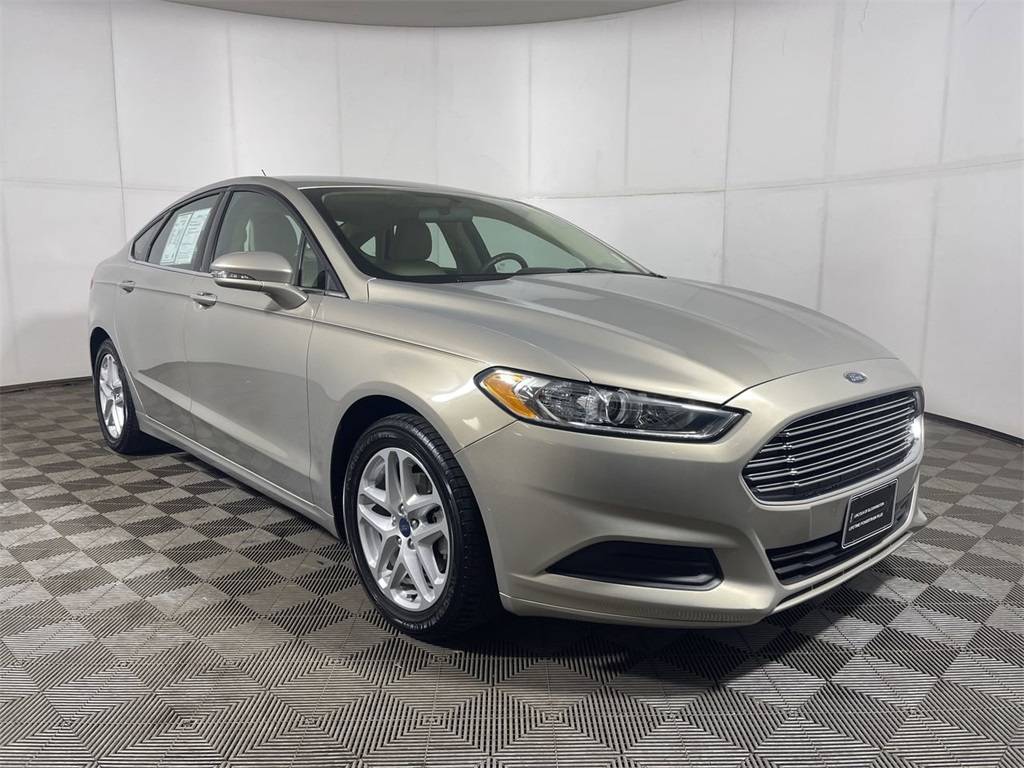 2016 Ford Fusion SE — Sedan — 83,397 mi — Bloomington, MN