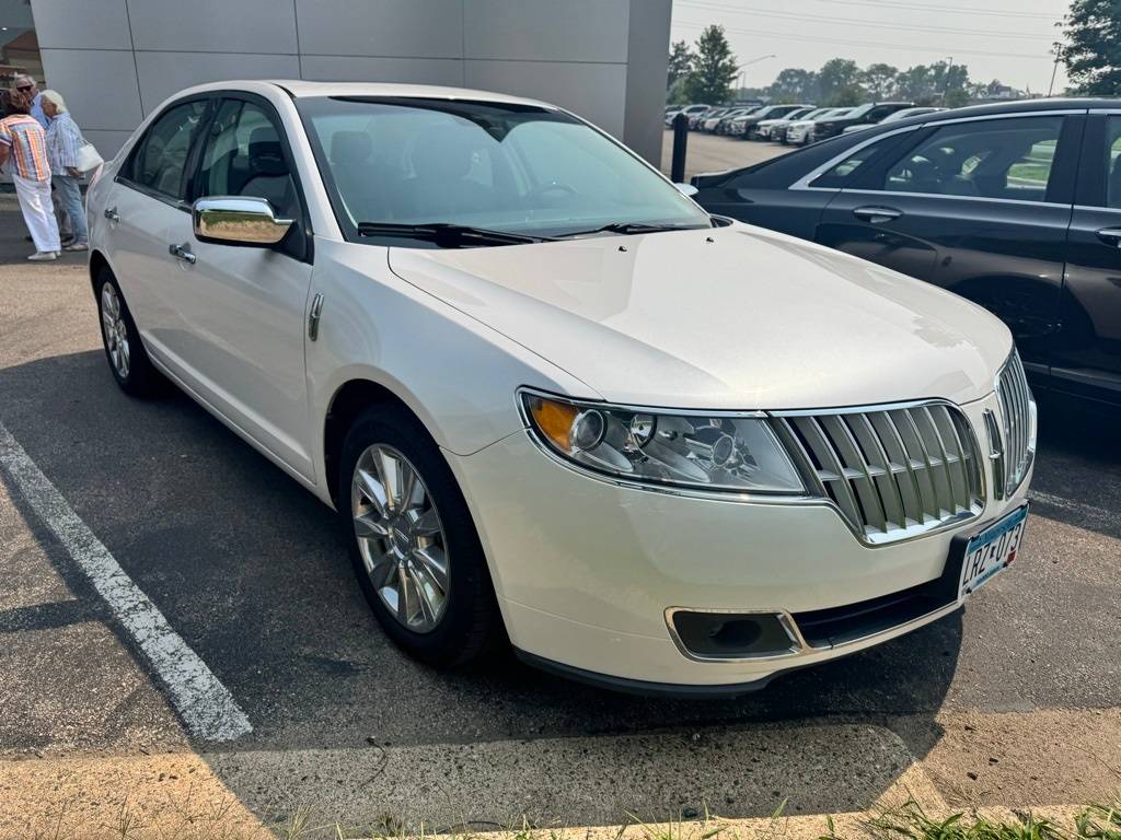 2011 Lincoln MKZ FWD — Sedan — 120,857 mi — Bloomington, MN