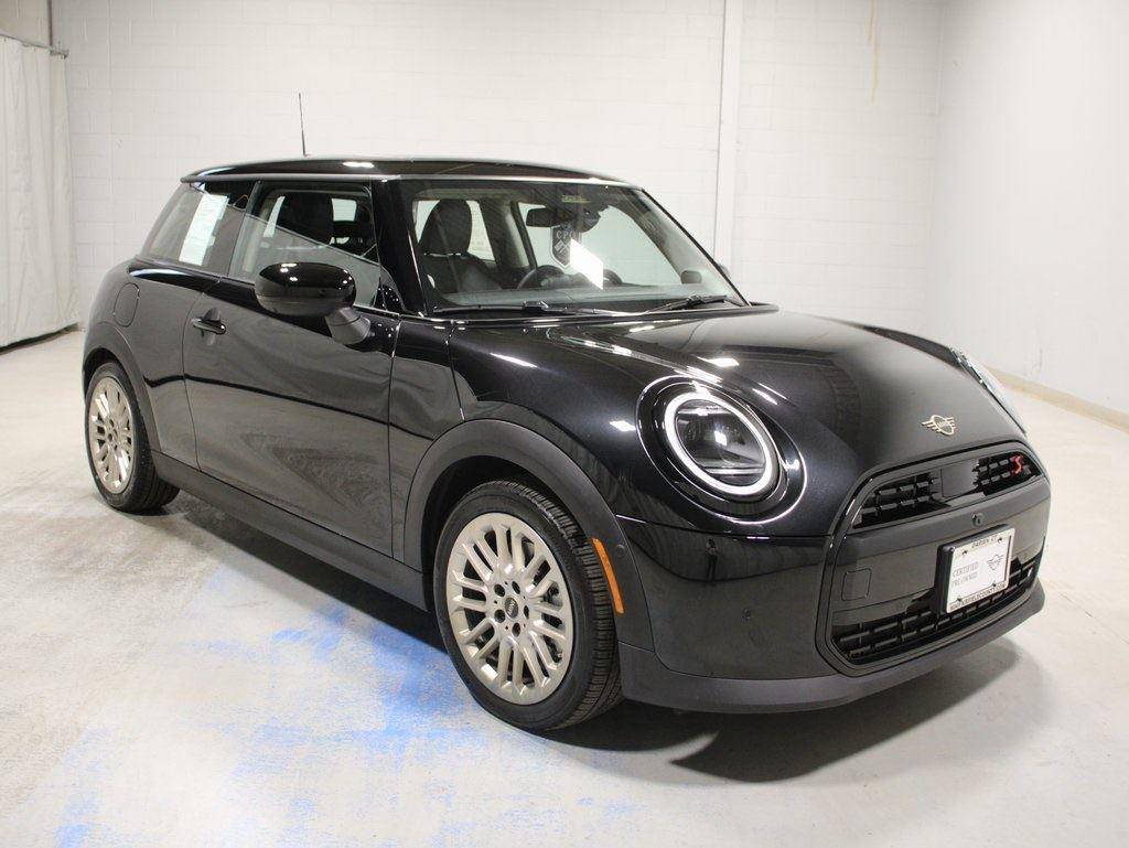 2025 MINI Hardtop Cooper S — Hatchback — 5,015 mi — Darien, CT