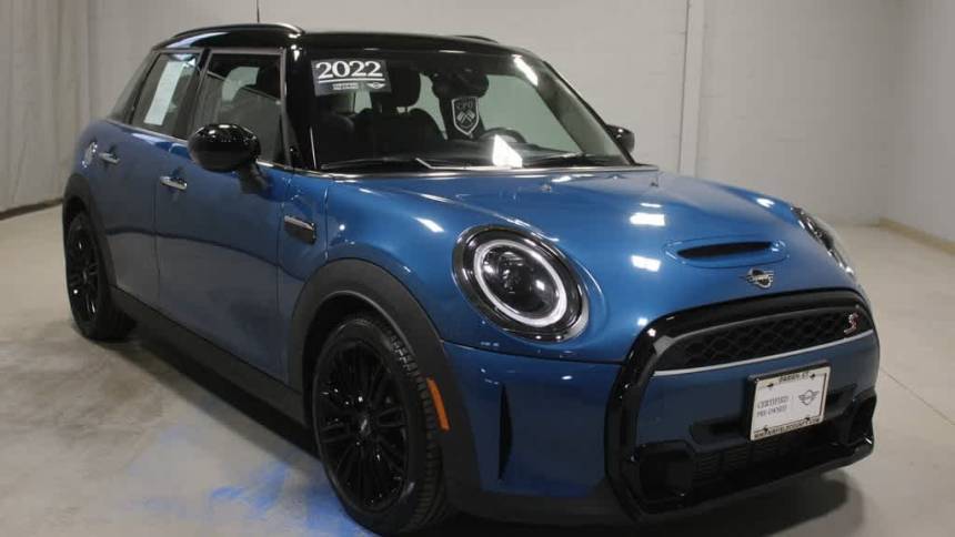 2022 MINI Hardtop Cooper S — Hatchback — 13,645 mi — Darien, CT