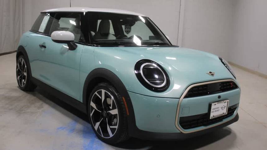 2025 MINI Hardtop Cooper S — Hatchback — 3,853 mi — Darien, CT