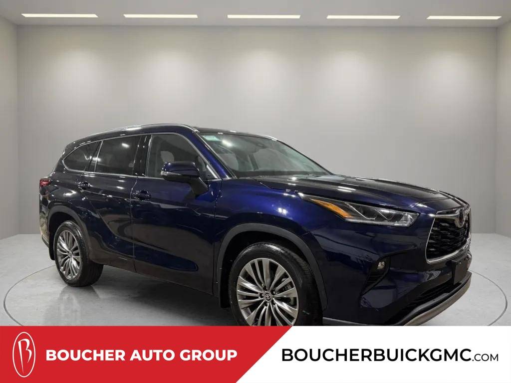 2021 Toyota Highlander Platinum — SUV — 14,520 mi — Waukesha, WI
