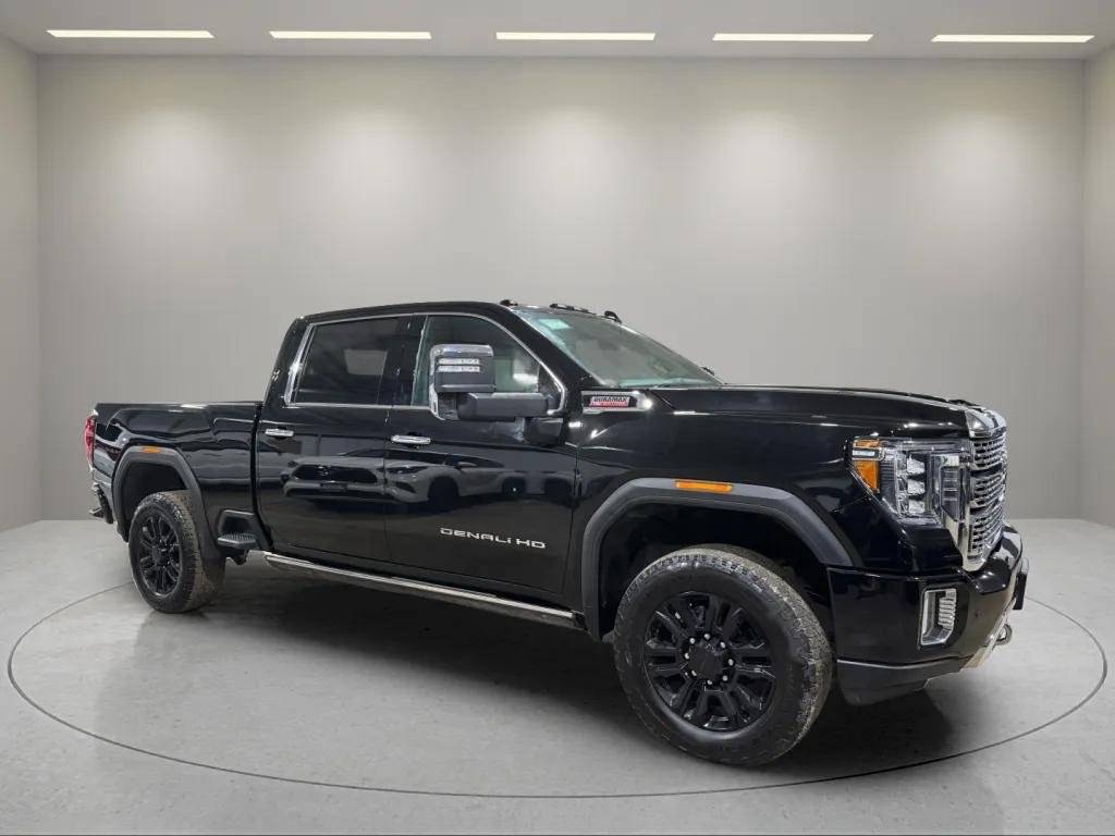 2023 GMC Sierra 2500HD Denali — Pickup Truck — 46,754 mi — Waukesha, WI