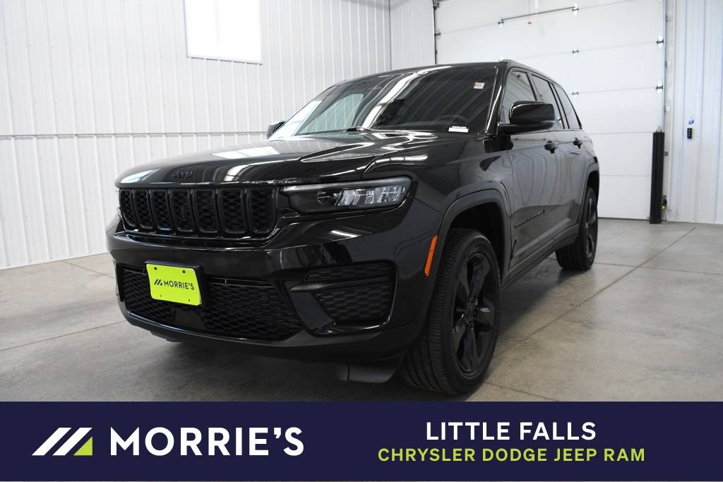 2022 Jeep Grand Cherokee Altitude — SUV — 54,113 mi — Little Falls, MN