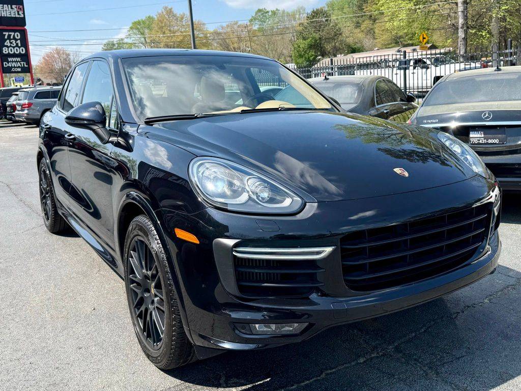2016 Porsche Cayenne GTS