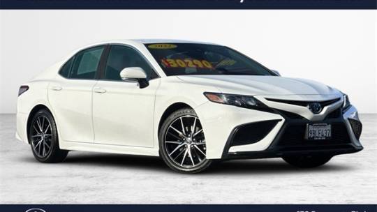2022 Toyota Camry Hybrid SE — Sedan — 47,552 mi — Colma, CA