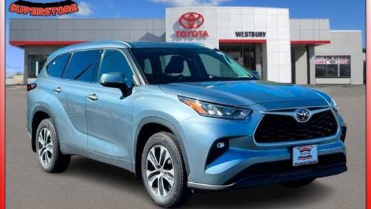 2020 Toyota Highlander XLE — SUV — 39,241 mi — Westbury, NY