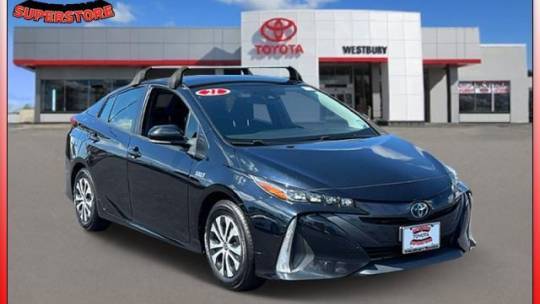 2021 Toyota Prius Prime LE — Hatchback — 28,744 mi — Westbury, NY