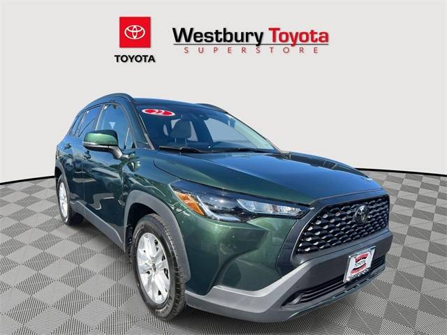2022 Toyota Corolla Cross LE — SUV — 45,197 mi — Westbury, NY
