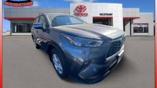 2023 Toyota Highlander L — SUV — 20,271 mi — Westbury, NY