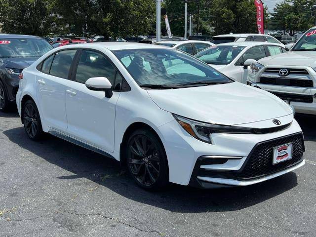 2023 Toyota Corolla SE — Sedan — 24,684 mi — Westbury, NY