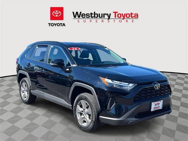2024 Toyota RAV4 XLE — SUV — 16,824 mi — Westbury, NY