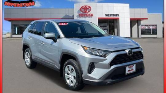 2022 Toyota RAV4 LE — SUV — 32,089 mi — Westbury, NY