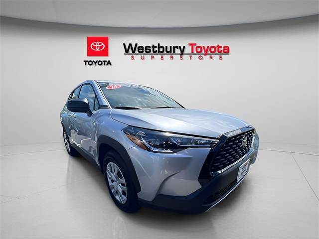 2024 Toyota Corolla Cross L — SUV — 2,092 mi — Westbury, NY
