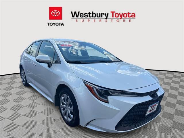 2022 Toyota Corolla LE — Sedan — 17,325 mi — Westbury, NY