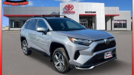 2025 Toyota RAV4 Plug-in Hybrid SE