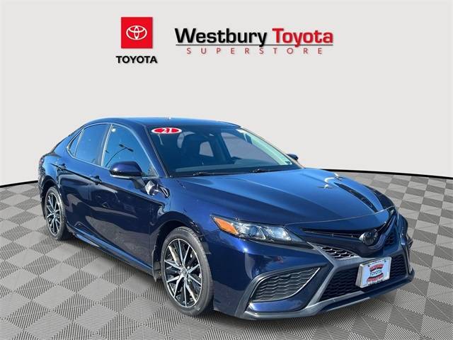 2021 Toyota Camry SE — Sedan — 54,662 mi — Westbury, NY