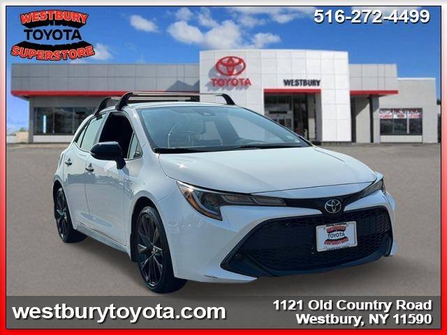 2022 Toyota Corolla Hatchback SE — Hatchback — 20,371 mi — Westbury, NY
