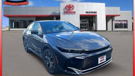 2024 Toyota Crown XLE — Sedan — 5,173 mi — Westbury, NY