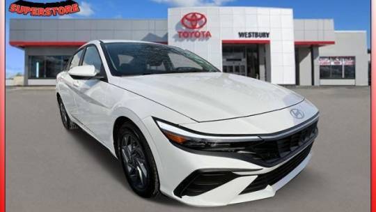 2024 Hyundai Elantra SEL — Sedan — 1,515 mi — Westbury, NY