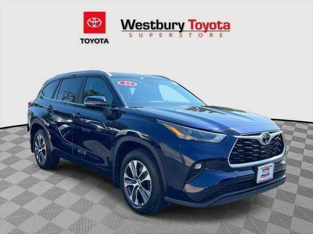 2023 Toyota Highlander L — SUV — 36,365 mi — Westbury, NY