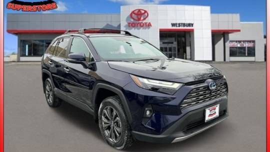 2024 Toyota RAV4 Hybrid Limited — SUV — 3,072 mi — Westbury, NY