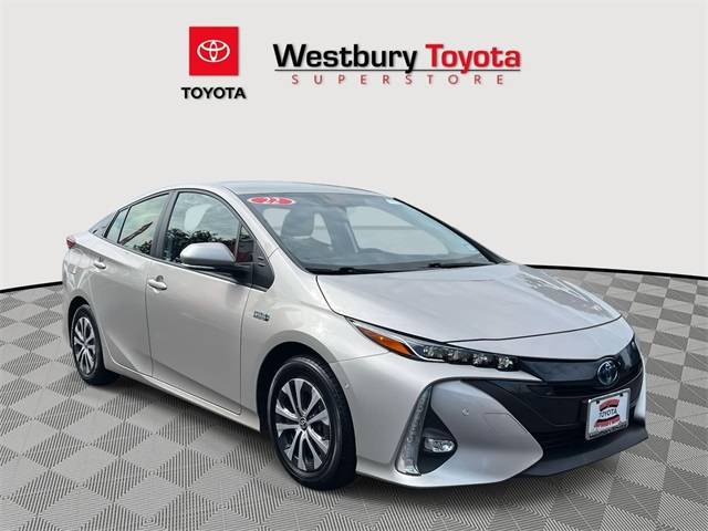 2022 Toyota Prius Prime Limited — Hatchback — 29,122 mi — Westbury, NY