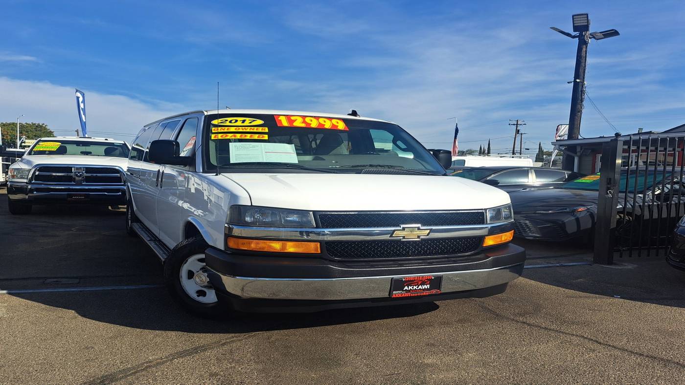 2017 Chevrolet Express Passenger LS — Passenger Van — 179,391 mi — Manteca, CA