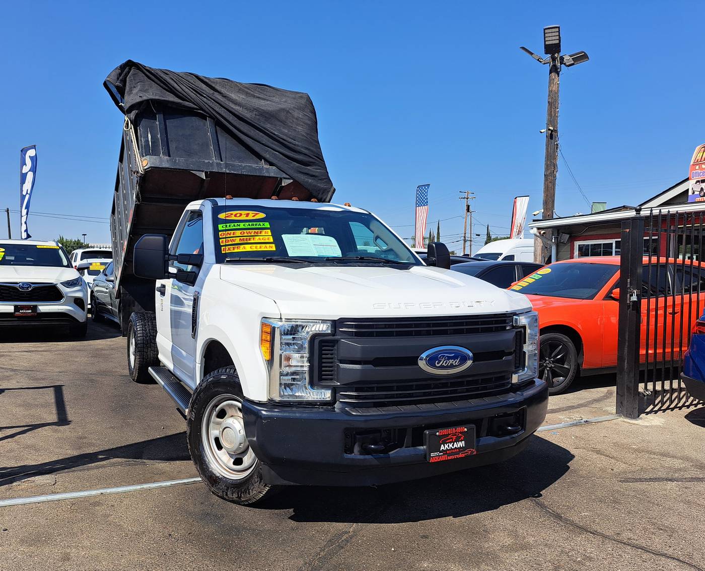 2017 Ford Super Duty F-350 Chassis Cab XLT — Chassis Cab Truck — 94,395 mi — Manteca, CA