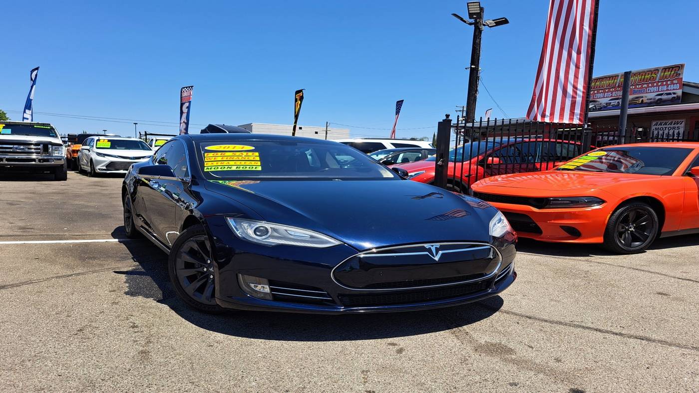 2014 Tesla Model S 85 — Hatchback — 112,289 mi — Manteca, CA