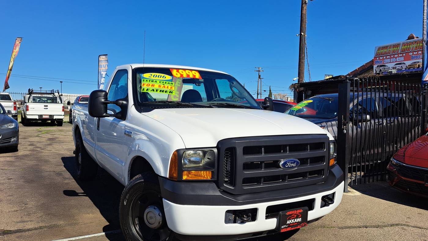 2006 Ford Super Duty F-350 XL — Pickup Truck — 160,093 mi — Manteca, CA