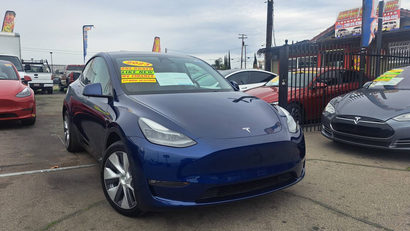 2023 Tesla Model Y Long Range — SUV — 15,860 mi — Manteca, CA