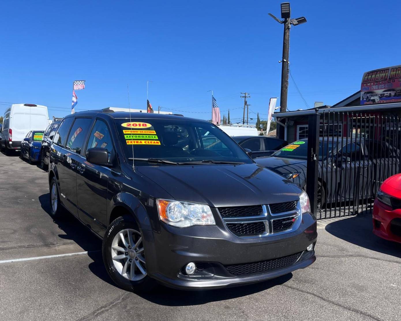 2018 Dodge Grand Caravan SXT — Minivan — 139,126 mi — Manteca, CA