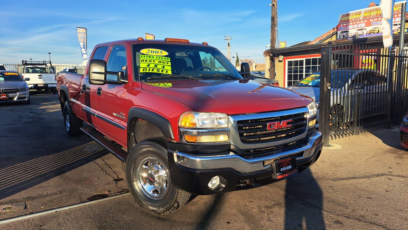 2005 GMC Sierra 2500HD SLE — Pickup Truck — 299,620 mi — Manteca, CA