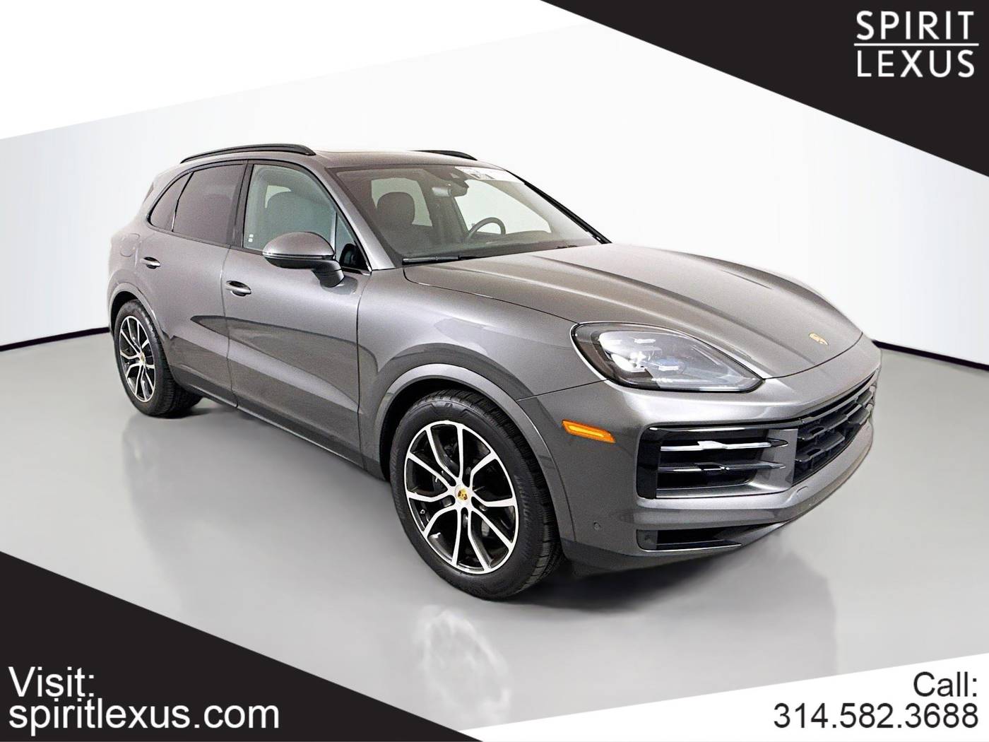 2024 Porsche Cayenne Standard — SUV — 1,383 mi — St. Louis, MO