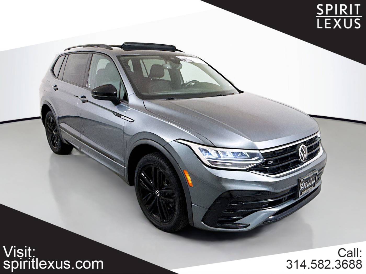2022 Volkswagen Tiguan SE R-Line Black — SUV — 10,710 mi — St. Louis, MO