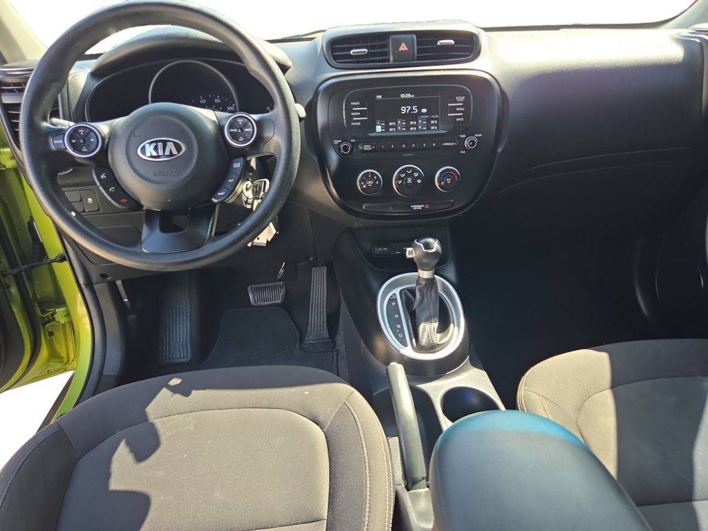 Photo 10