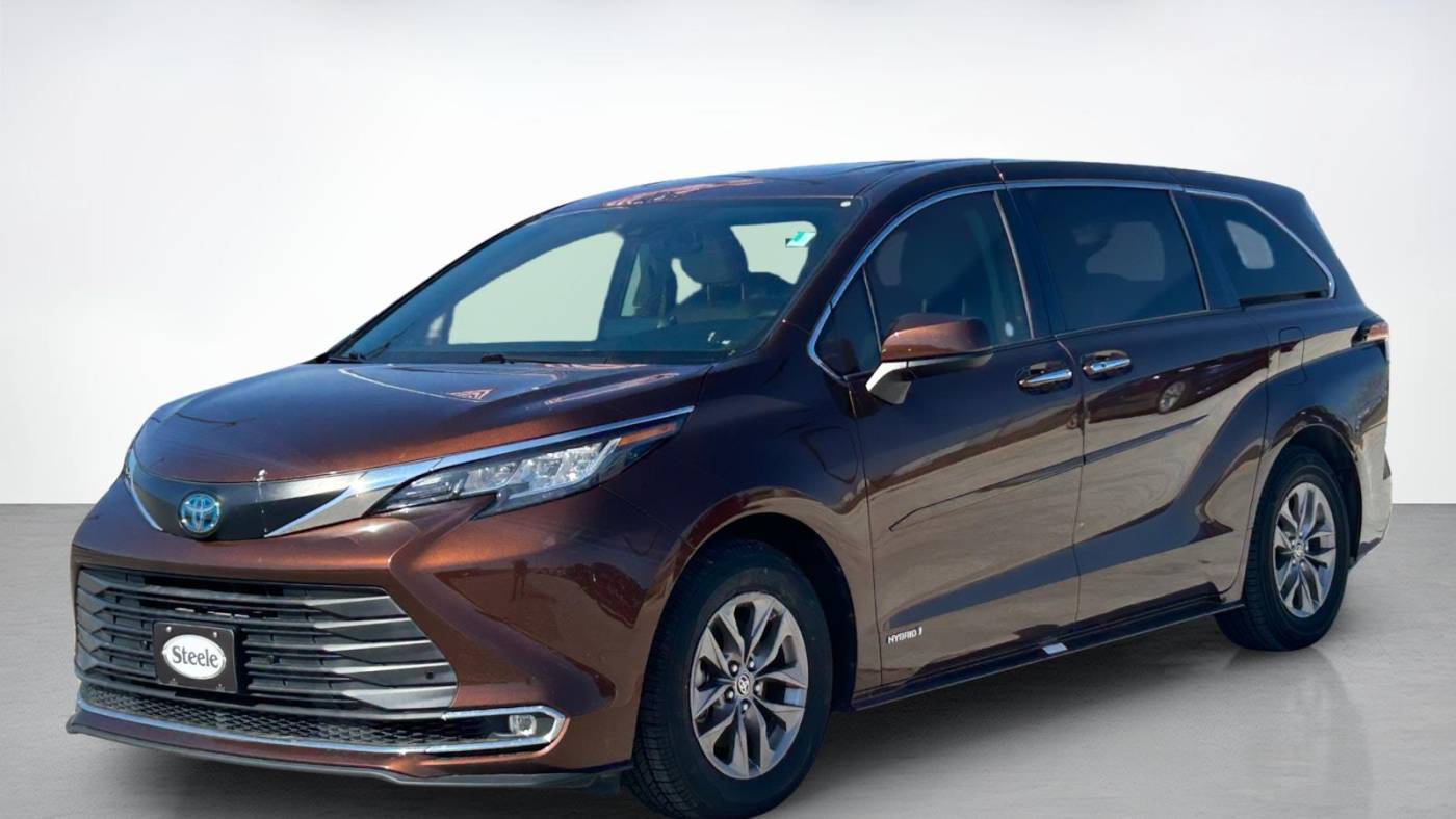 2021 Toyota Sienna XLE — Minivan — 88,621 mi — Kyle, TX