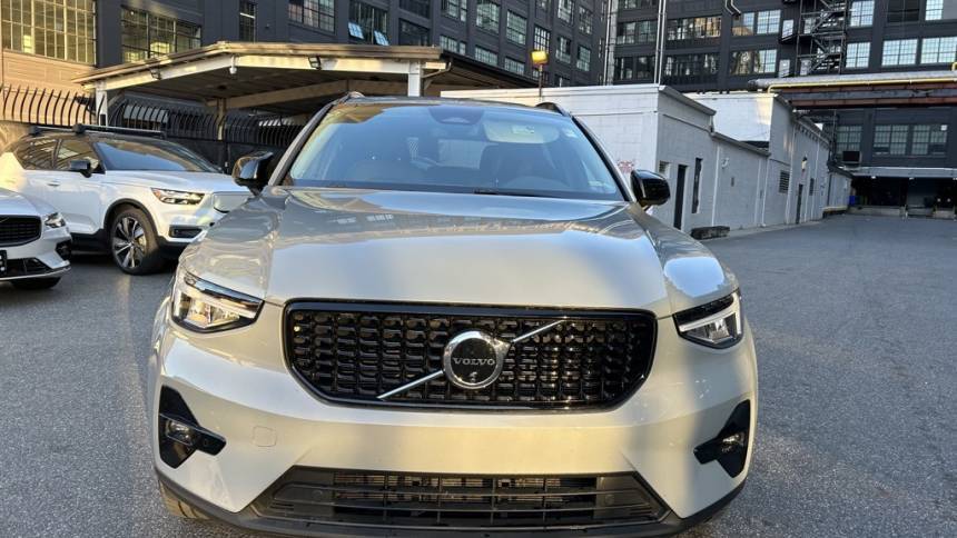 2024 Volvo XC40 Plus — SUV — 17,364 mi — Brooklyn, NY