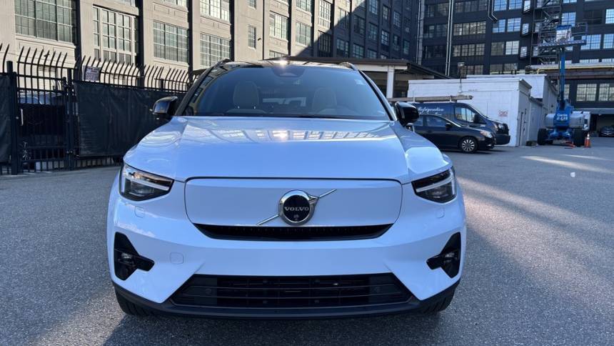 2024 Volvo XC40 Recharge Ultimate — SUV — 9,202 mi — Brooklyn, NY