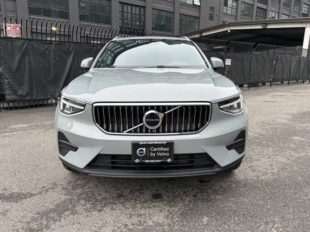 2025 Volvo XC40 Core — SUV — 10,587 mi — Brooklyn, NY