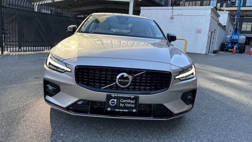 2024 Volvo S60 Core — Sedan — 8,617 mi — Brooklyn, NY