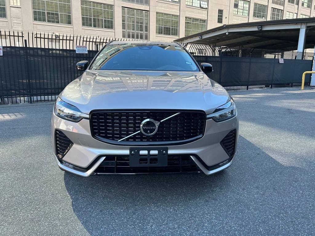 2025 Volvo XC60 Plus — SUV — 16,411 mi — Brooklyn, NY