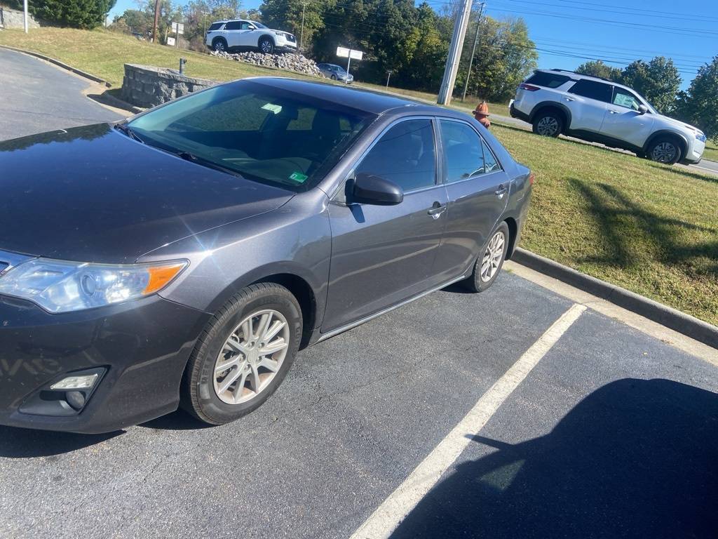 2014 Toyota Camry L — Sedan — 263,241 mi — Ridgeway, VA