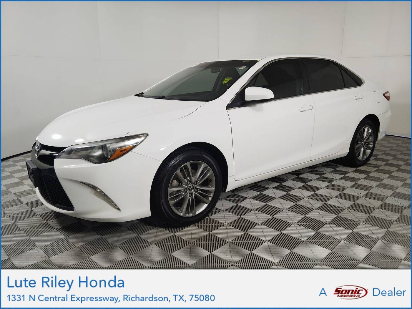 2016 Toyota Camry SE — Sedan — 221,614 mi — Richardson, TX