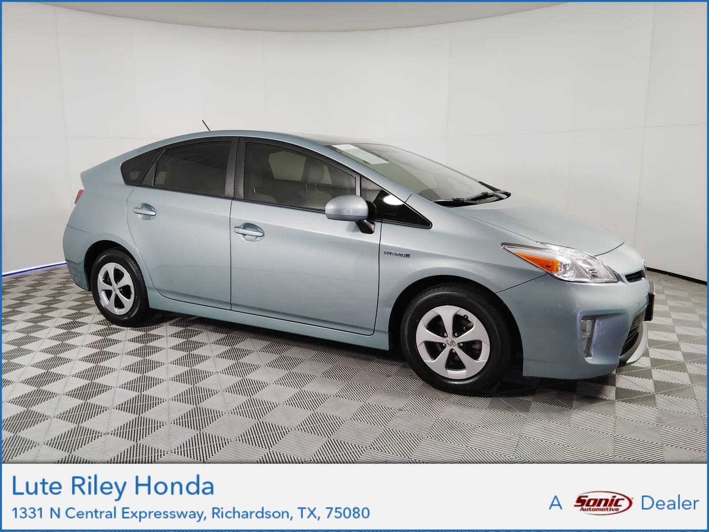 2015 Toyota Prius Three — Hatchback — 53,081 mi — Richardson, TX