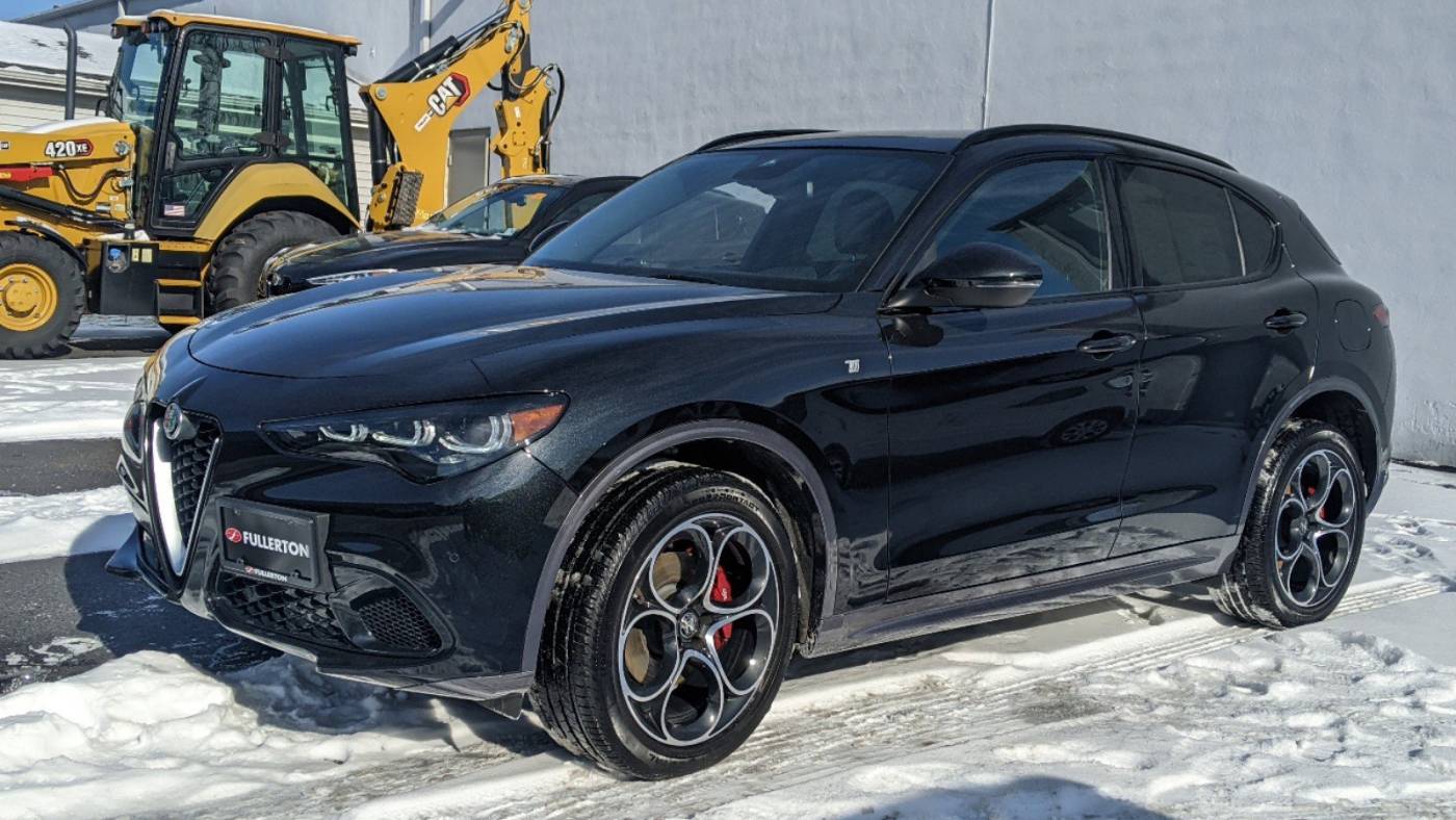 2024 Alfa Romeo Stelvio Ti — SUV — 7,399 mi — Somerville, NJ