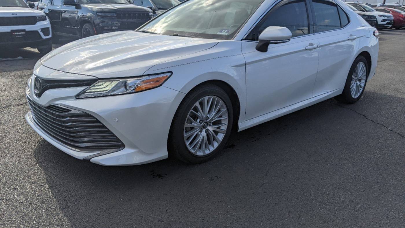 2019 Toyota Camry XLE V6 — Sedan — 34,724 mi — Somerville, NJ